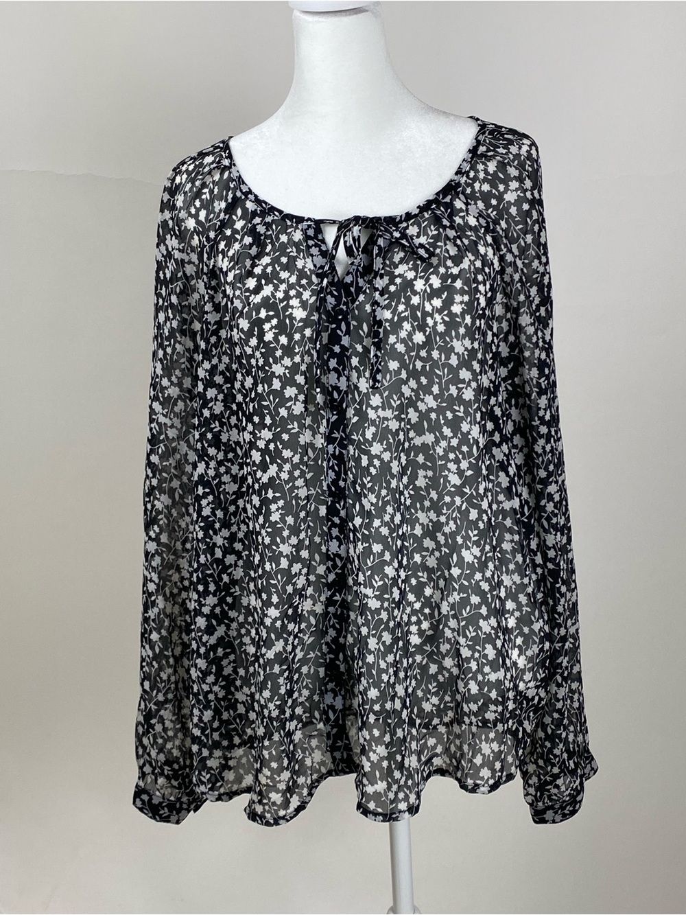 Old Navy Black Sheer Floral Tie-Front Blouse